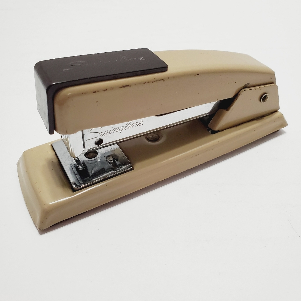 Swingline Small Stapler # 711 Tan